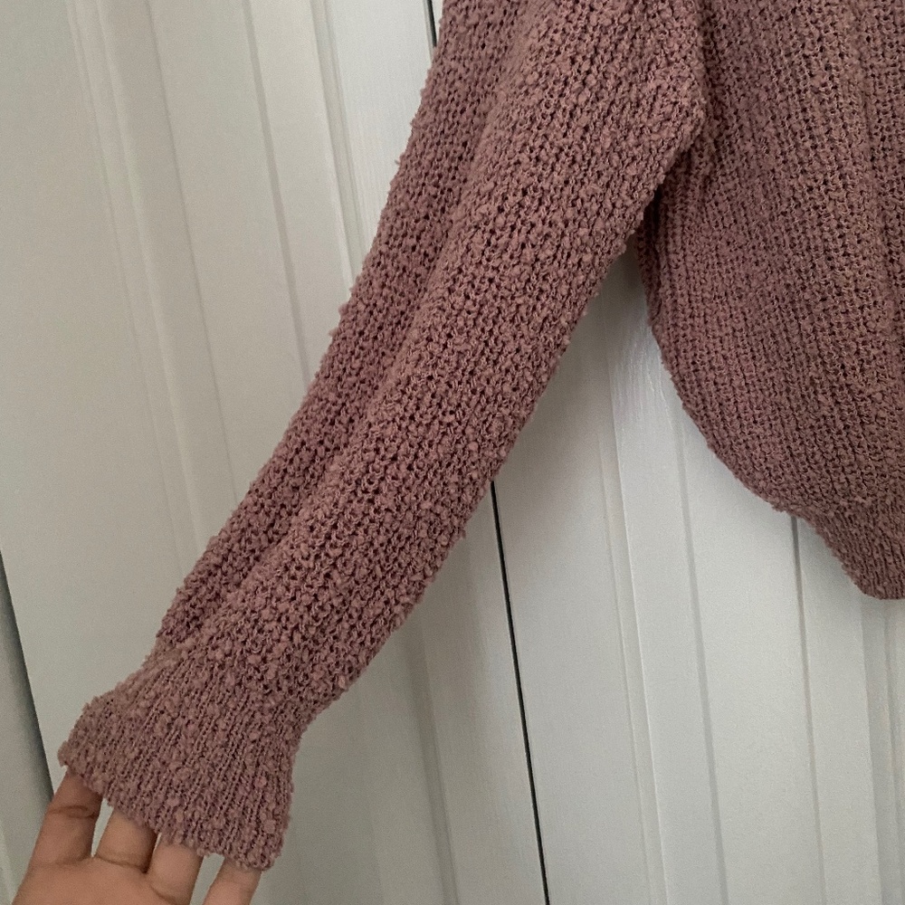 BLUSH/MAUVE CROP SWEATER SIZE XS - Picture 5 of 8